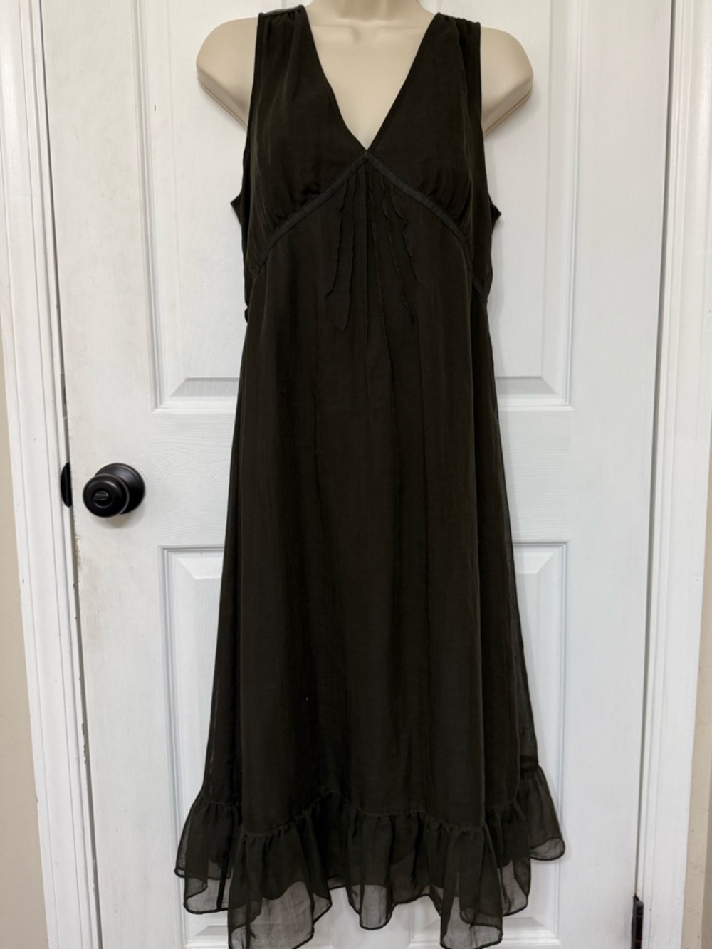 Banana Republic Olive Chiffon Midi Dress Ruffle Hem V-Neck Size 10